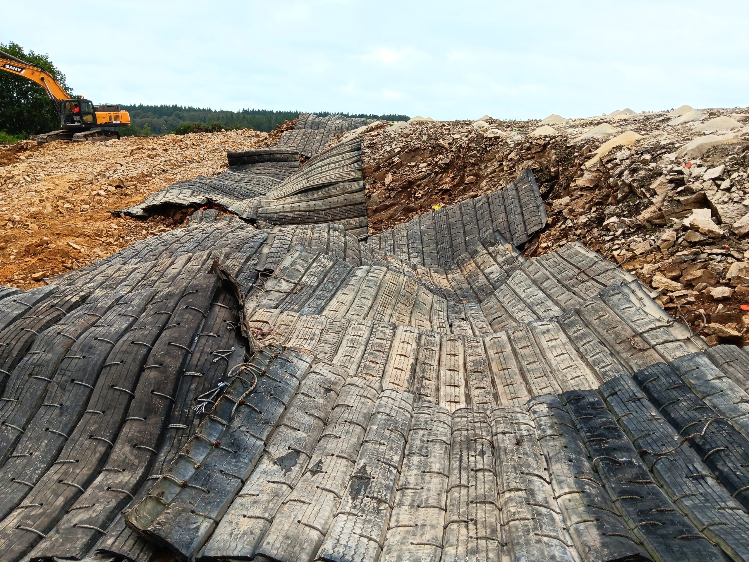 Minage en site urbain avec une protection par des tapis Model XL