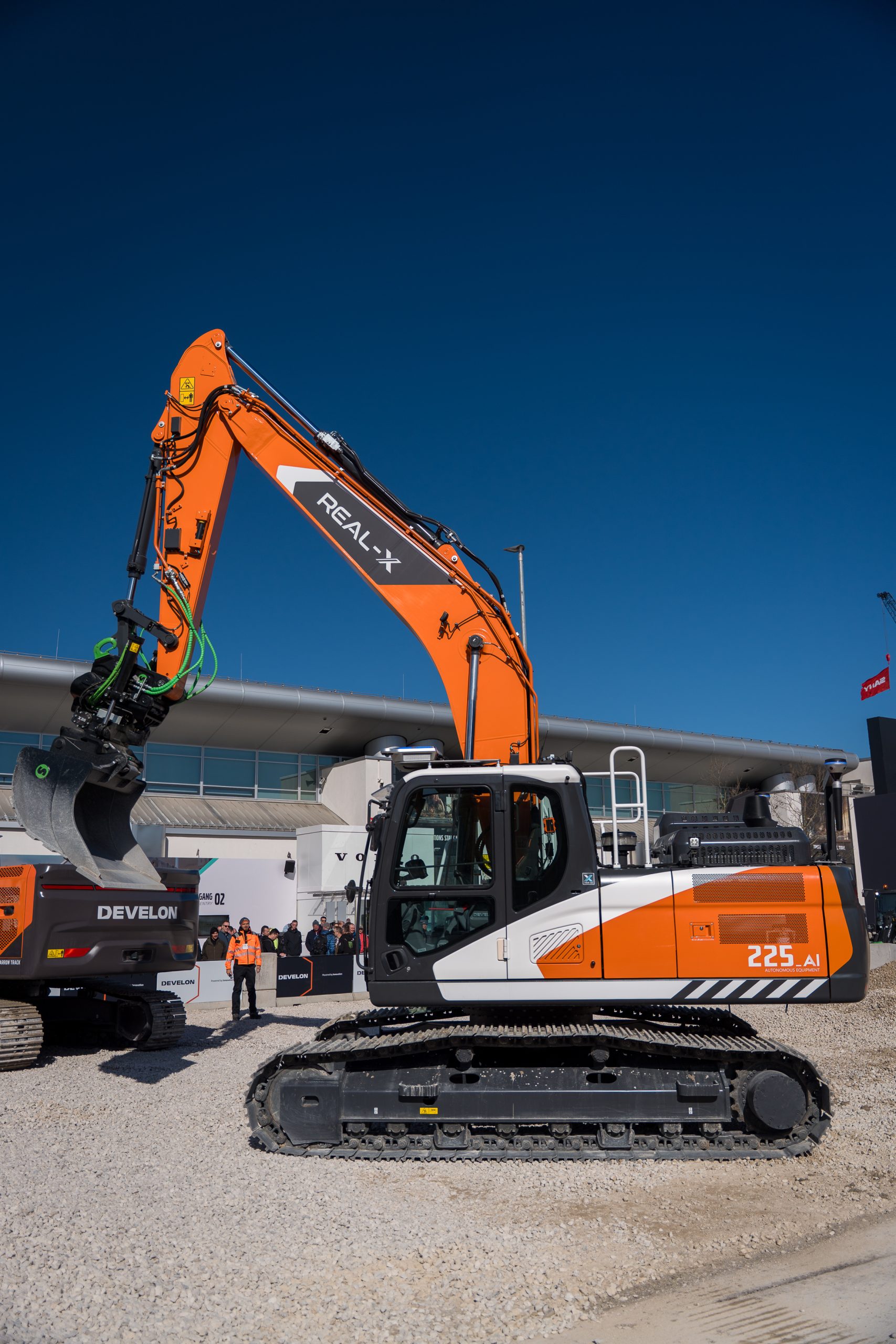 HD Hyundai s&rsquo;associe à Gravis et Holcim pour développer des pelles autonomes